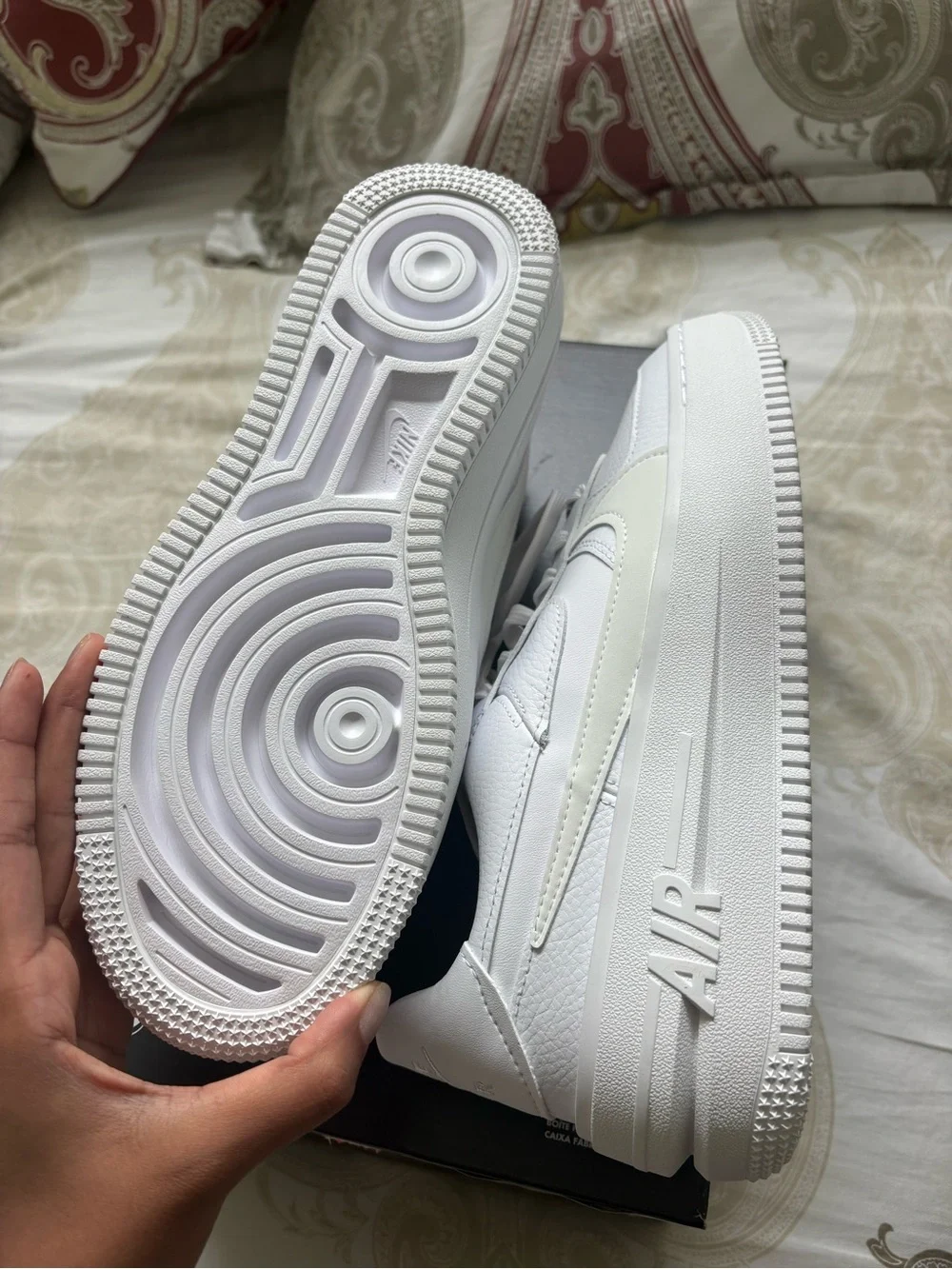 Nike White Low-Top Air Force Style Sneakers